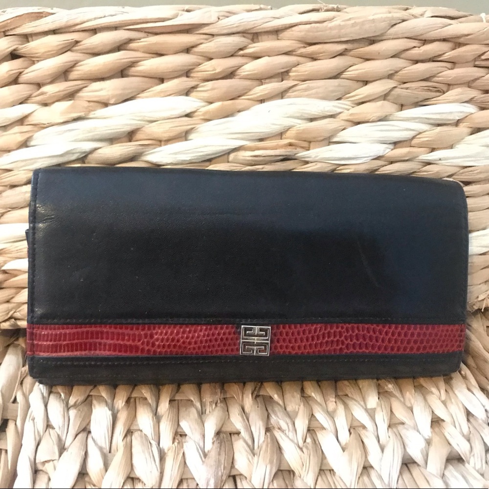 Vintage Givenchy Women’s Leather Billfold Wallet